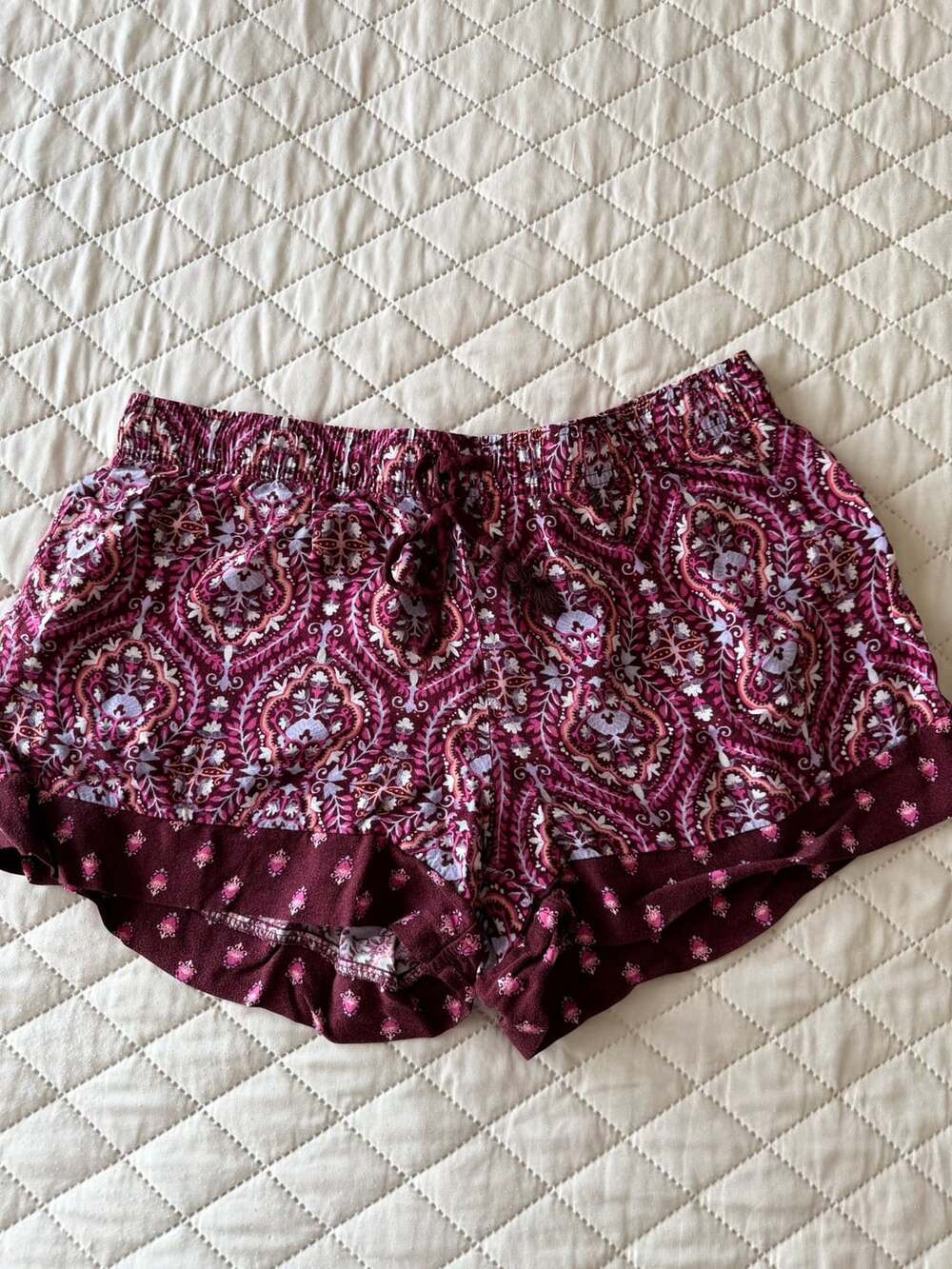 Gilligan & O'Malley Women's Paisley Print Elastic Waist Sleep Shorts